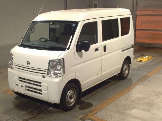 3761 Nissan Clipper van DR17V 2022 г. (TAA Kyushu)